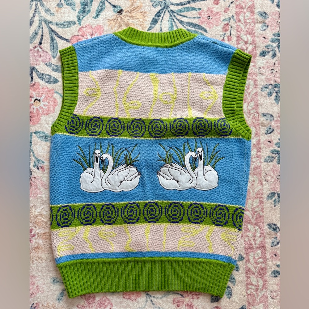 House of Sunny Swan Lake Knitted Vest US size 6 - Picture 2 of 5